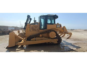 Cat D 6 R 2 (Saudi Arabia) - Bulldozer: picture 1