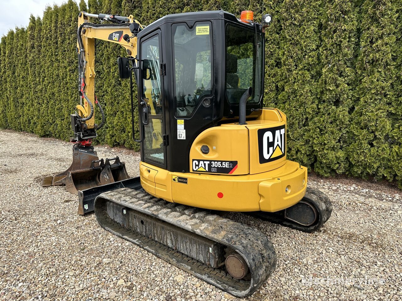 Caterpillar 305.5 E2 CR - Mini excavator: picture 3