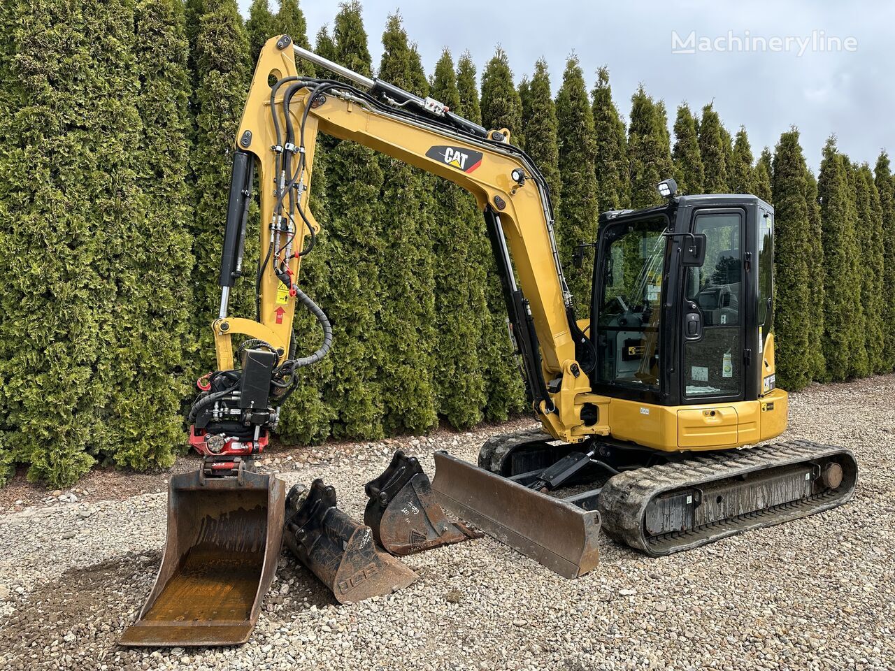 Caterpillar 305.5 E2 CR - Mini excavator: picture 1