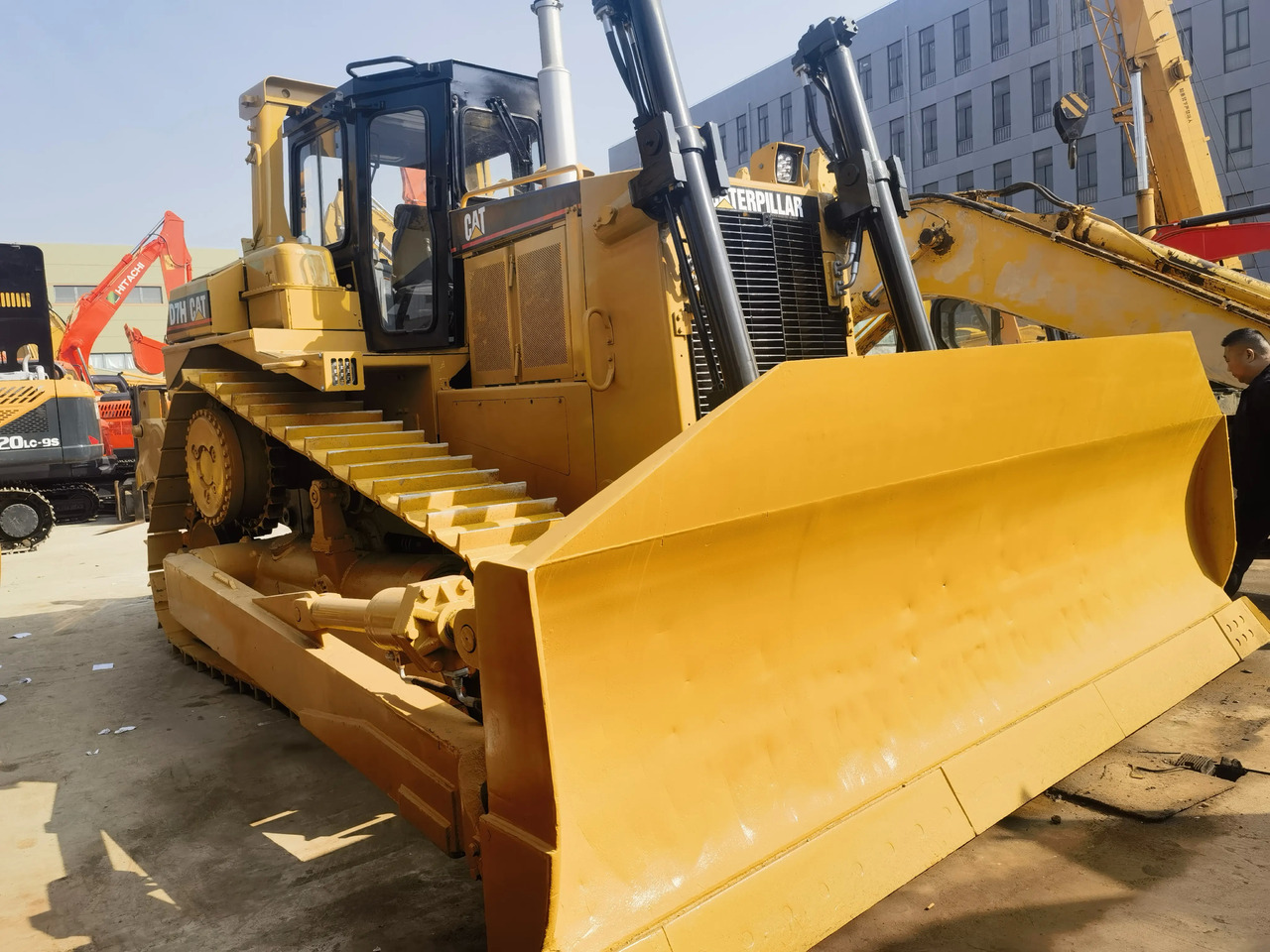 Cheap Price Used CAT Bulldozer machine Japan Caterpillar D7H D7R bulldozer dozer for sale - Bulldozer: picture 4