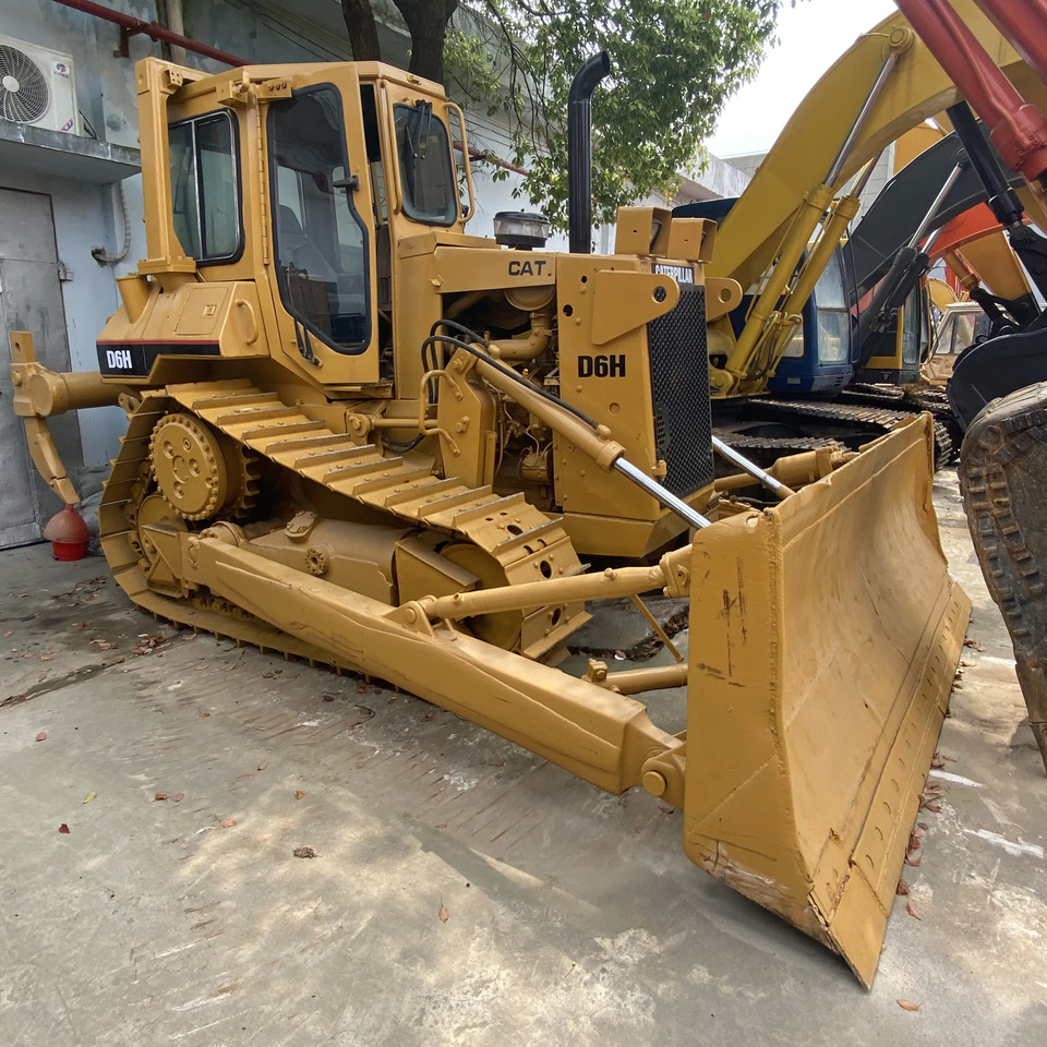 Cheap Used Bulldozer Cat D6H Second hand Bulldozer Caterpillar D6H D6R D6G Bulldozer - Bulldozer: picture 1