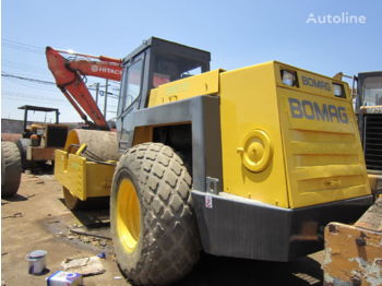 Compactor BOMAG BW217