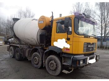 Concrete mixer truck MAN FE410A