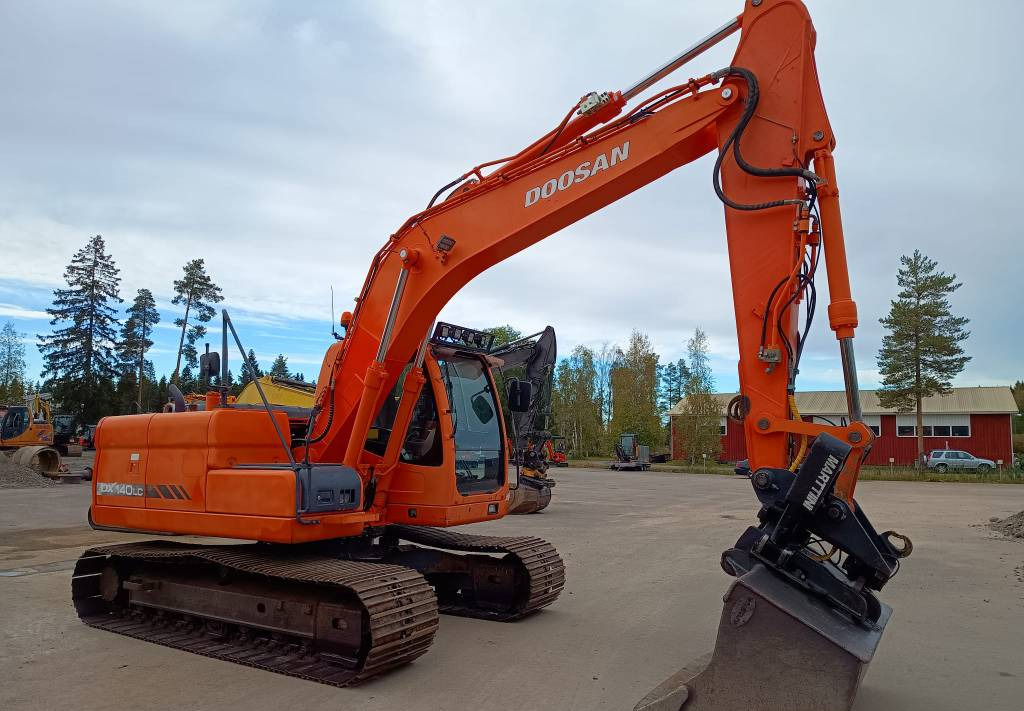 Crawler excavator Doosan DX140LC KALLISTAJA+PYÖRITTÄJÄ: picture 8