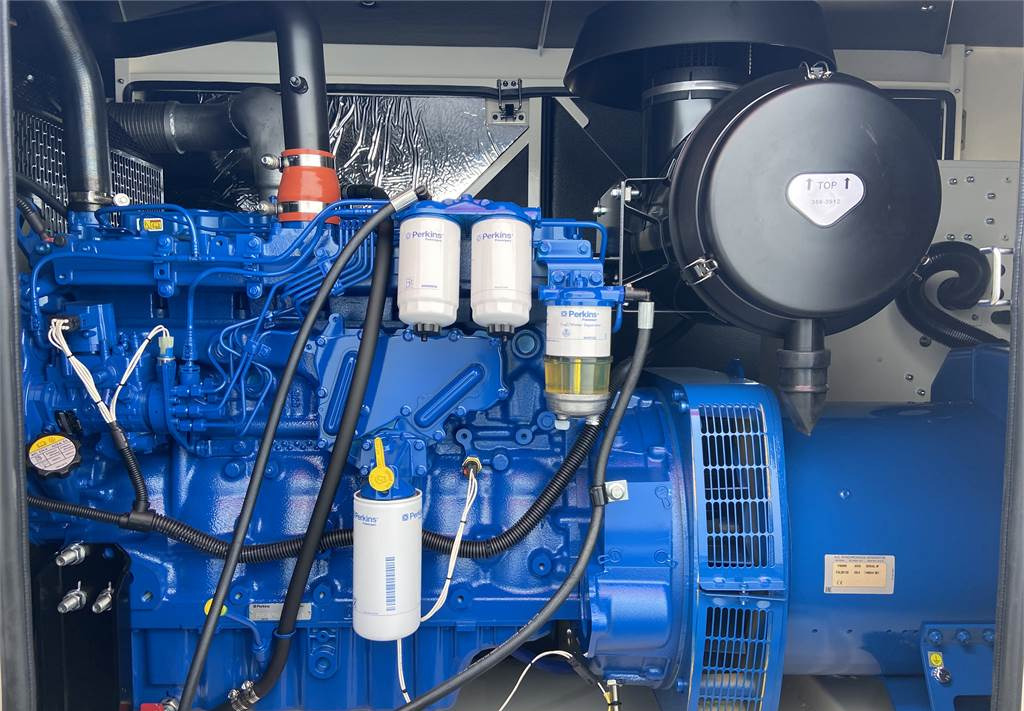 FG Wilson P220-3 - Perkins - 220 kVA Genset - DPX-16012  - Generator set: picture 5