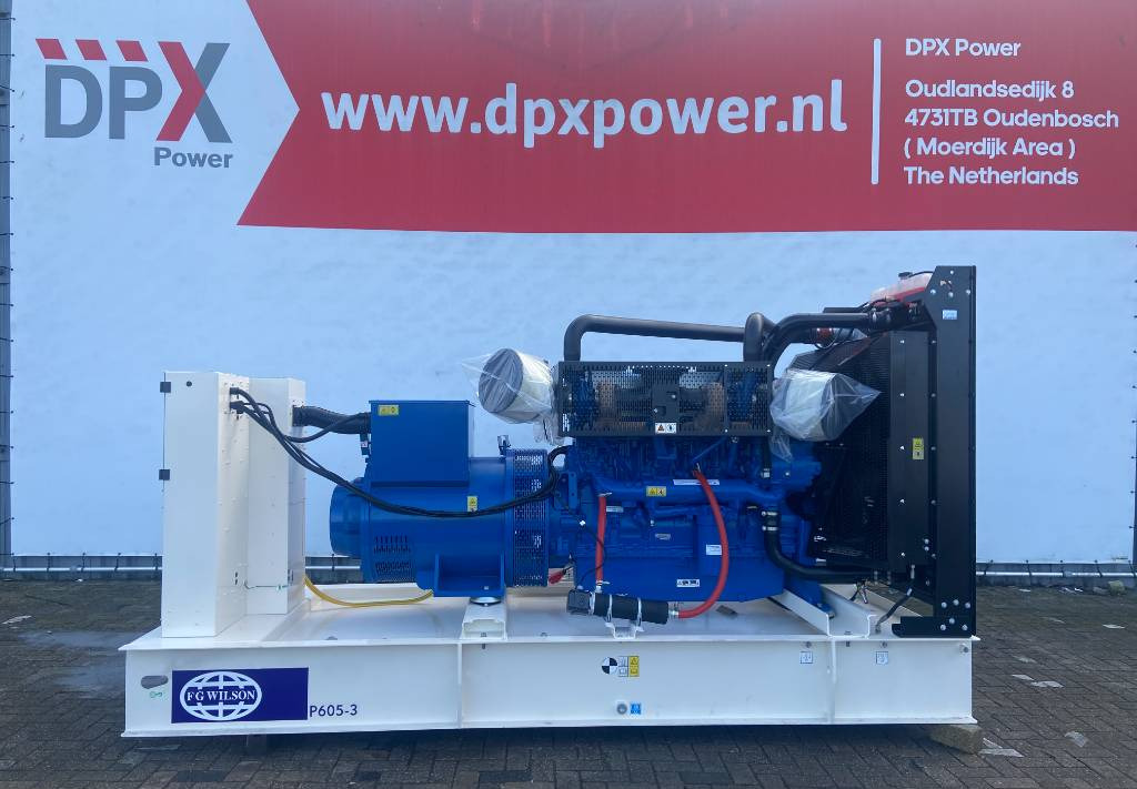 FG Wilson P605-3 - 605 kVA Genset - DPX-16021-O  - Generator set: picture 1