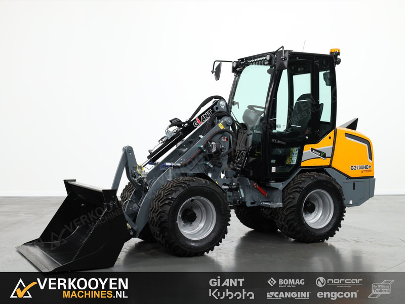 Giant G2700 HD+ (Cabine) - Wheel loader: picture 1