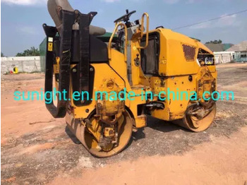 Road roller Good Condition 1.5 Ton Mini Compactor Cat CB64b Small Roller for Sale: picture 4