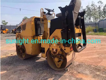 Road roller Good Condition 1.5 Ton Mini Compactor Cat CB64b Small Roller for Sale: picture 2
