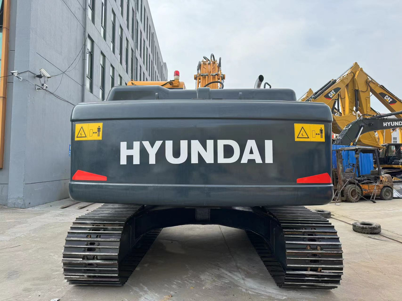 Crawler excavator Good quality hyundai r220-9s crawler construction machinery for sale: picture 10