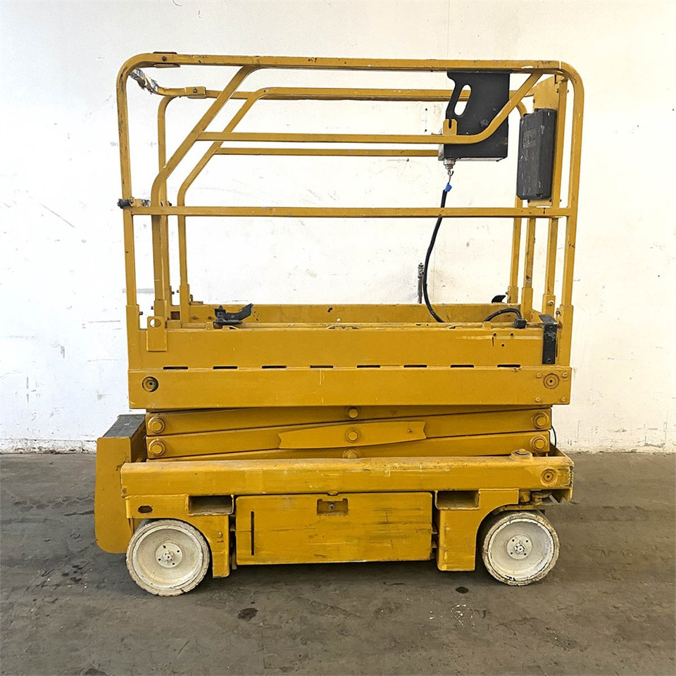 Haulotte Optimum 8 - Scissor lift: picture 2