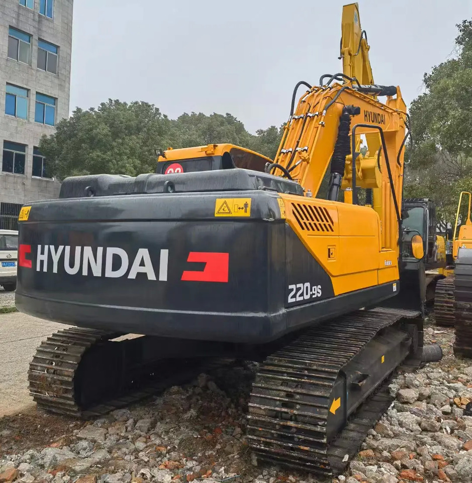 High-Power Hyundai 220-9S Excavator Second-Hand Original Imported Used 220-9S Excavators Model from Korea - Crawler excavator: picture 4