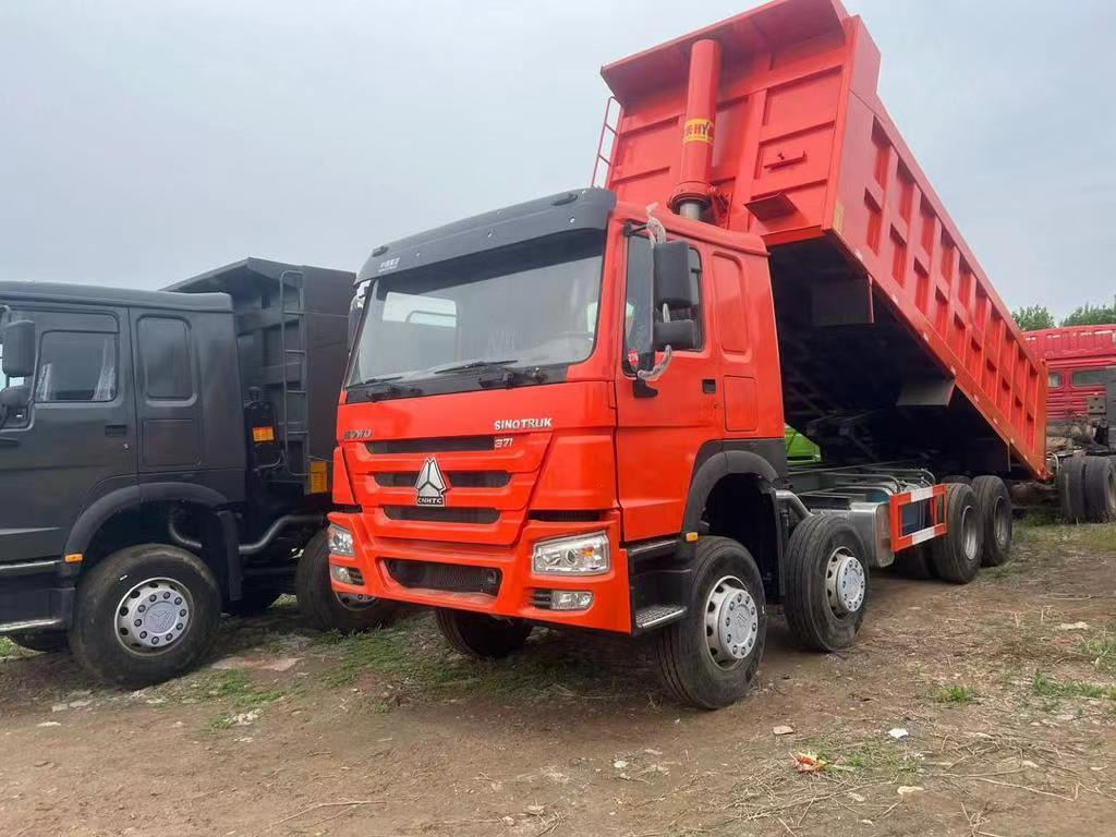 High power dump truck HOWO 371 HP 6×4 wide body mine dump truck - Rigid dumper/ Rock truck: picture 4