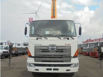 Truck mounted aerial platform Hino 700 6X4: picture 2