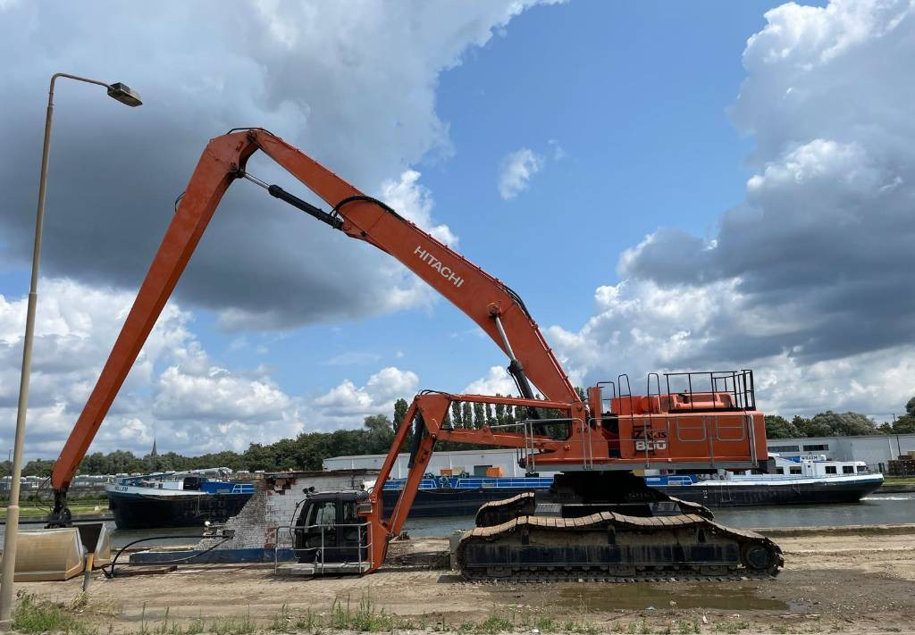 Leasing of Hitachi ZX 800 (5100HRS ONLY)  Hitachi ZX 800 (5100HRS ONLY): picture 1