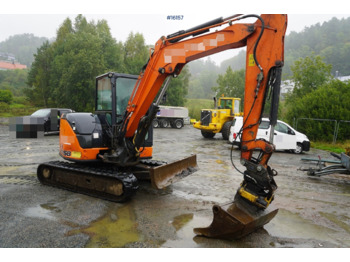 Hitachi Zaxis USB-5A - Excavator: picture 1