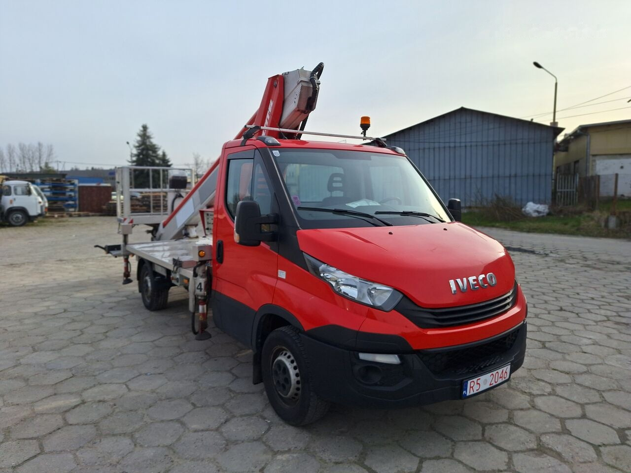 IVECO Daily 35S12 - Truck mounted aerial platform: picture 4