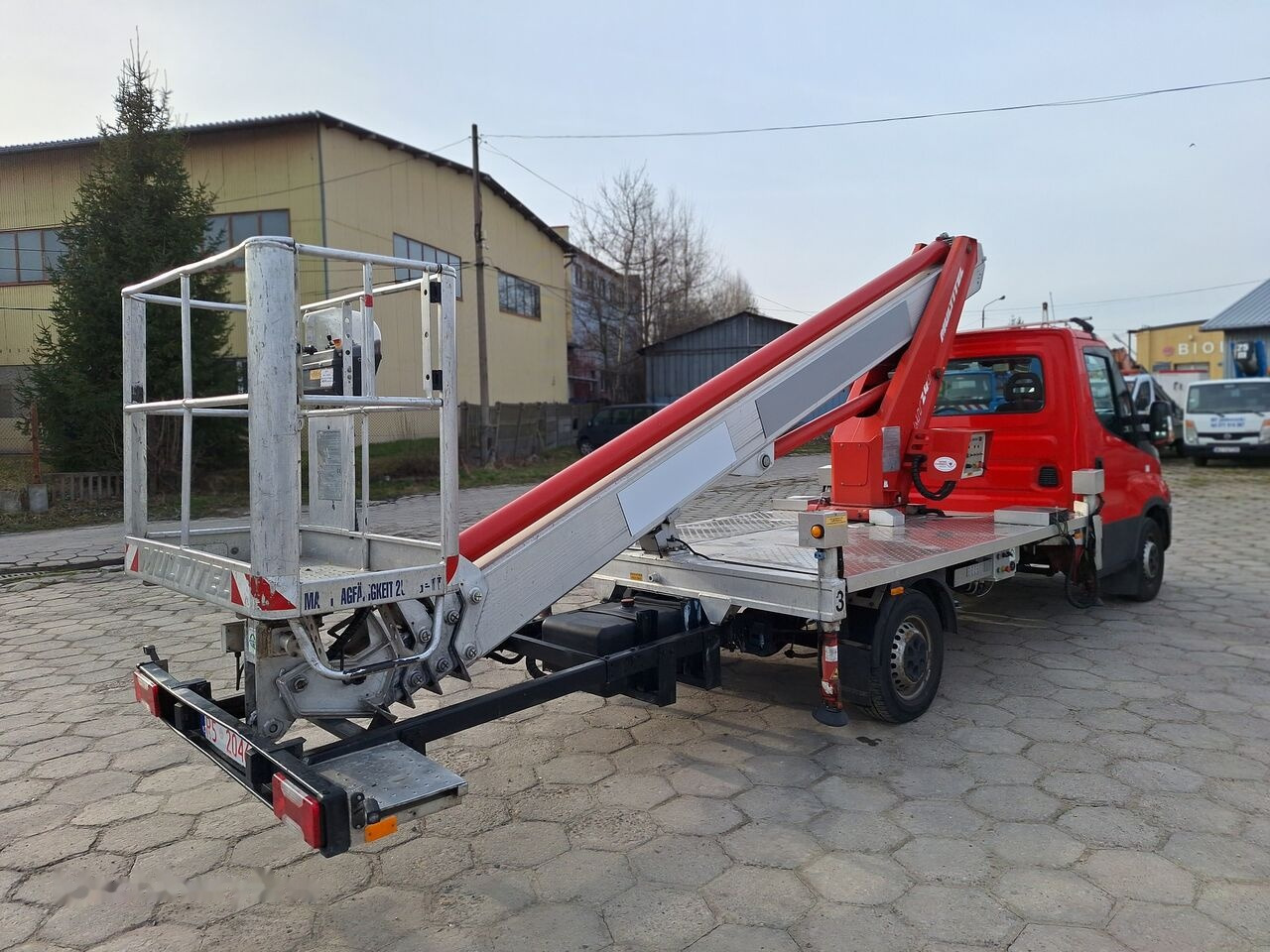 IVECO Daily 35S12 - Truck mounted aerial platform: picture 5