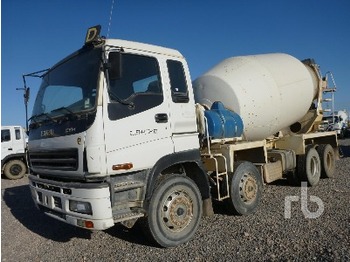 Concrete mixer truck Isuzu CYH51S 8X4: picture 1