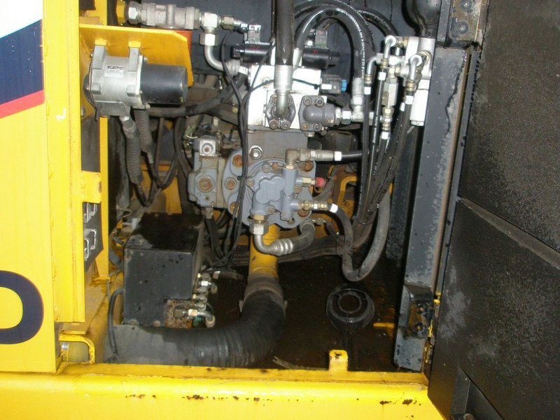 Kato HD512-3 - Crawler excavator: picture 5