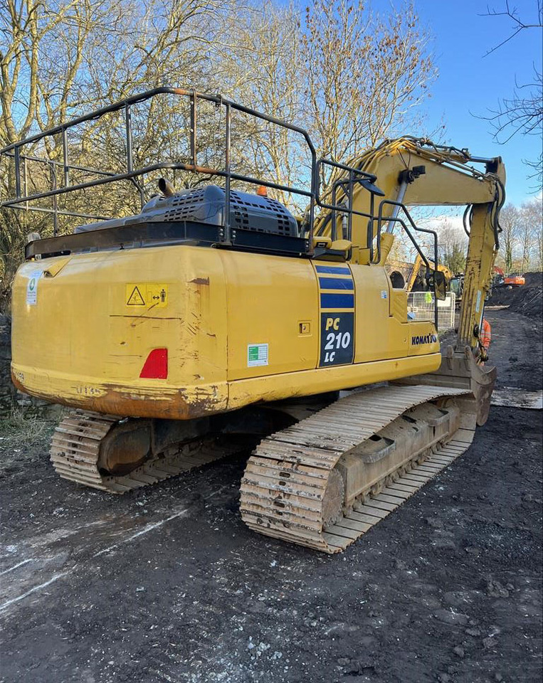 Komatsu PC210LC-11 - Crawler excavator: picture 1