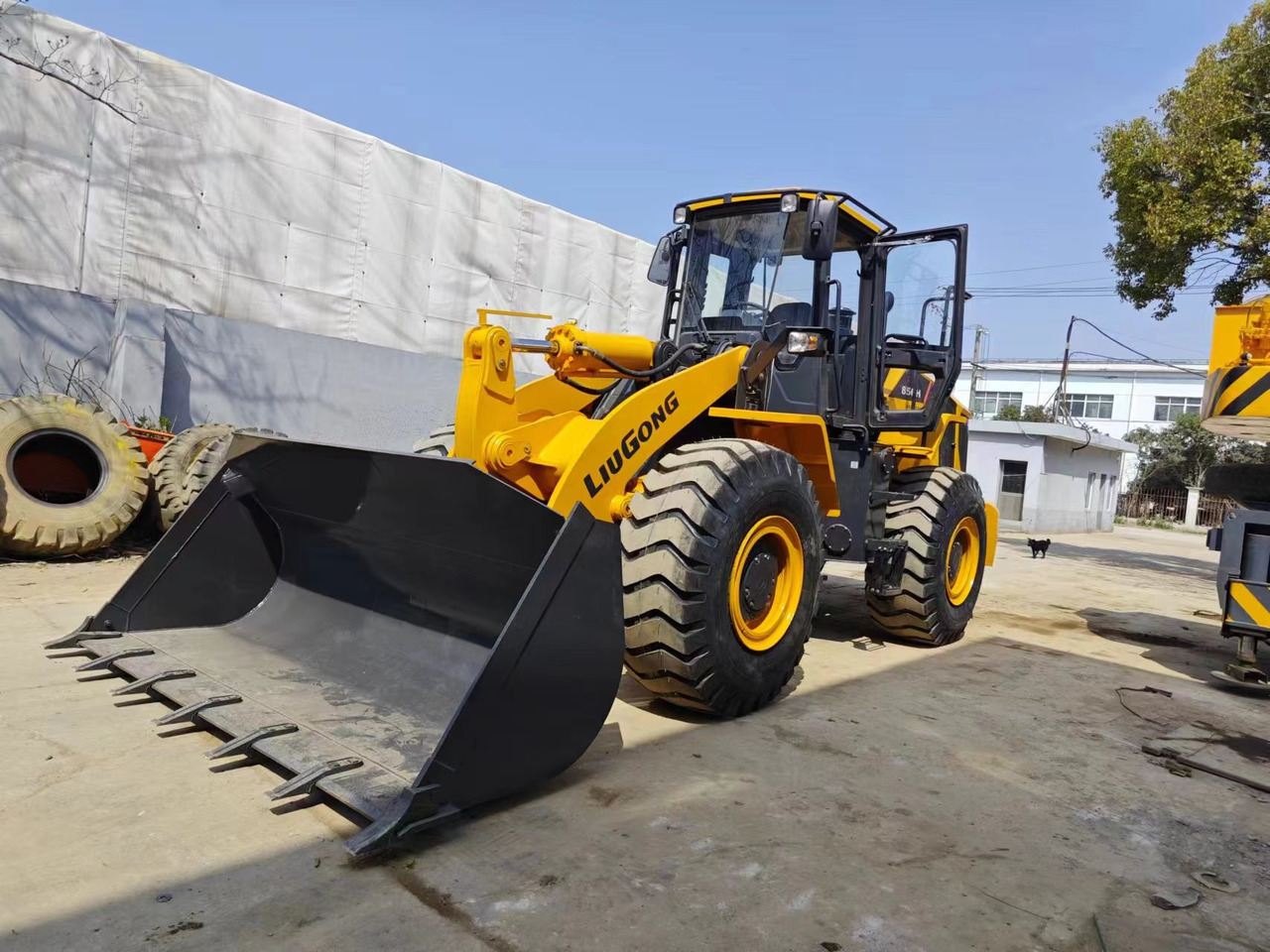 LIUGONG 856H - Wheel loader: picture 1