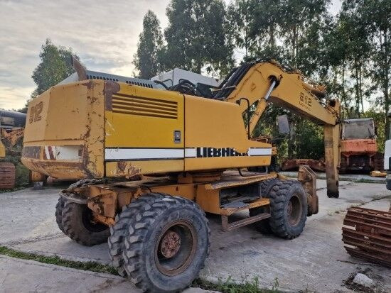 Liebherr A912 LITRONIC - Wheel excavator: picture 1