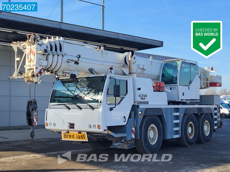 Liebherr LTM1055-3.2 FROM FIRST OWNER - All terrain crane: picture 1