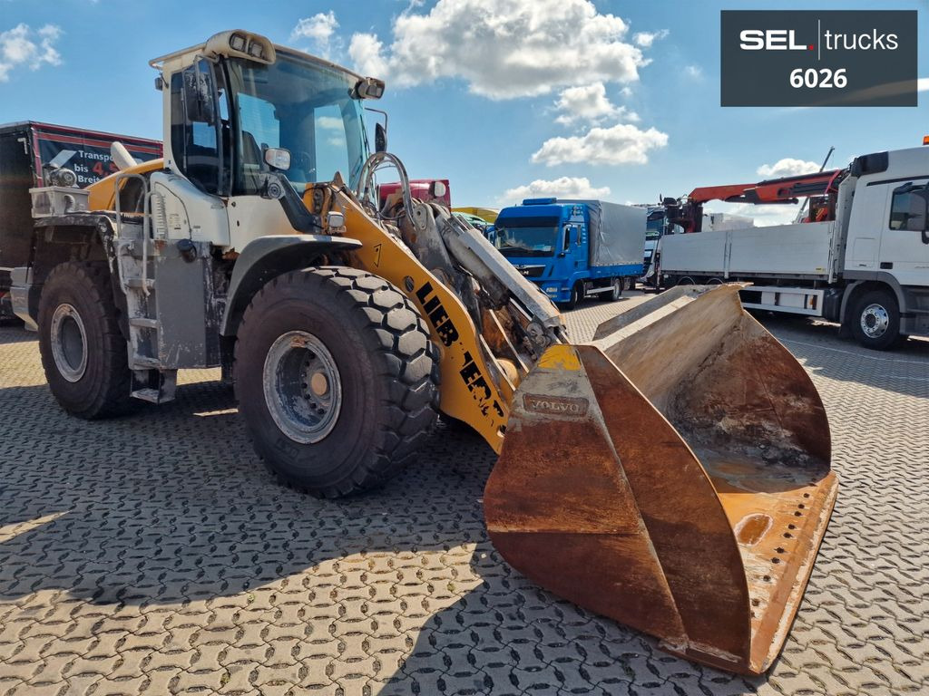 Liebherr L 550 / 2014 / 9.783 h  - Wheel loader: picture 3