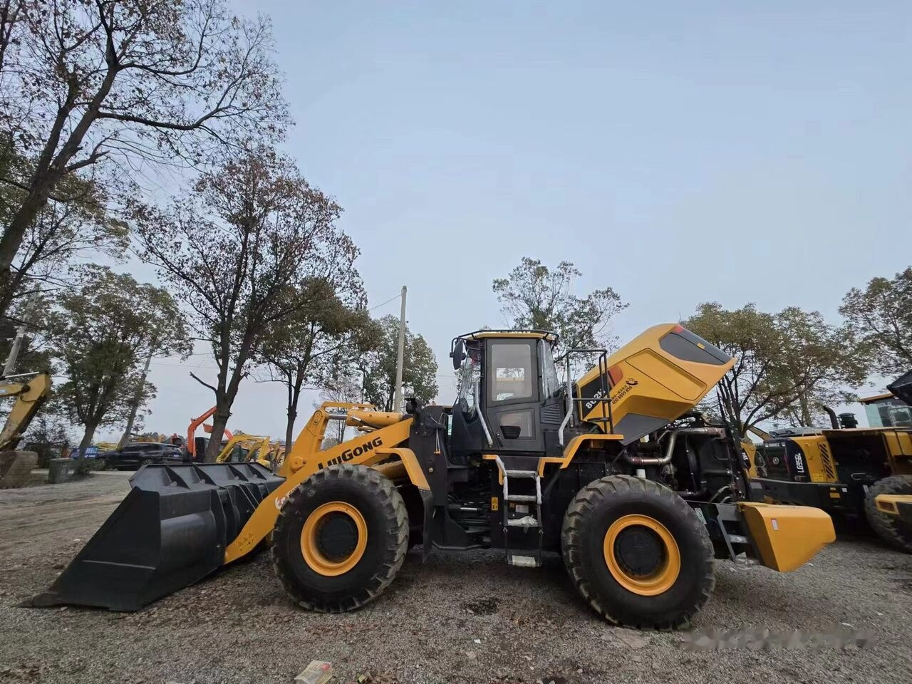LiuGong CLG862H - Wheel loader: picture 3