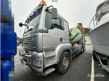 MAN TGA 26,400 6X2 Concrete truck with chute - Concrete mixer truck: picture 1