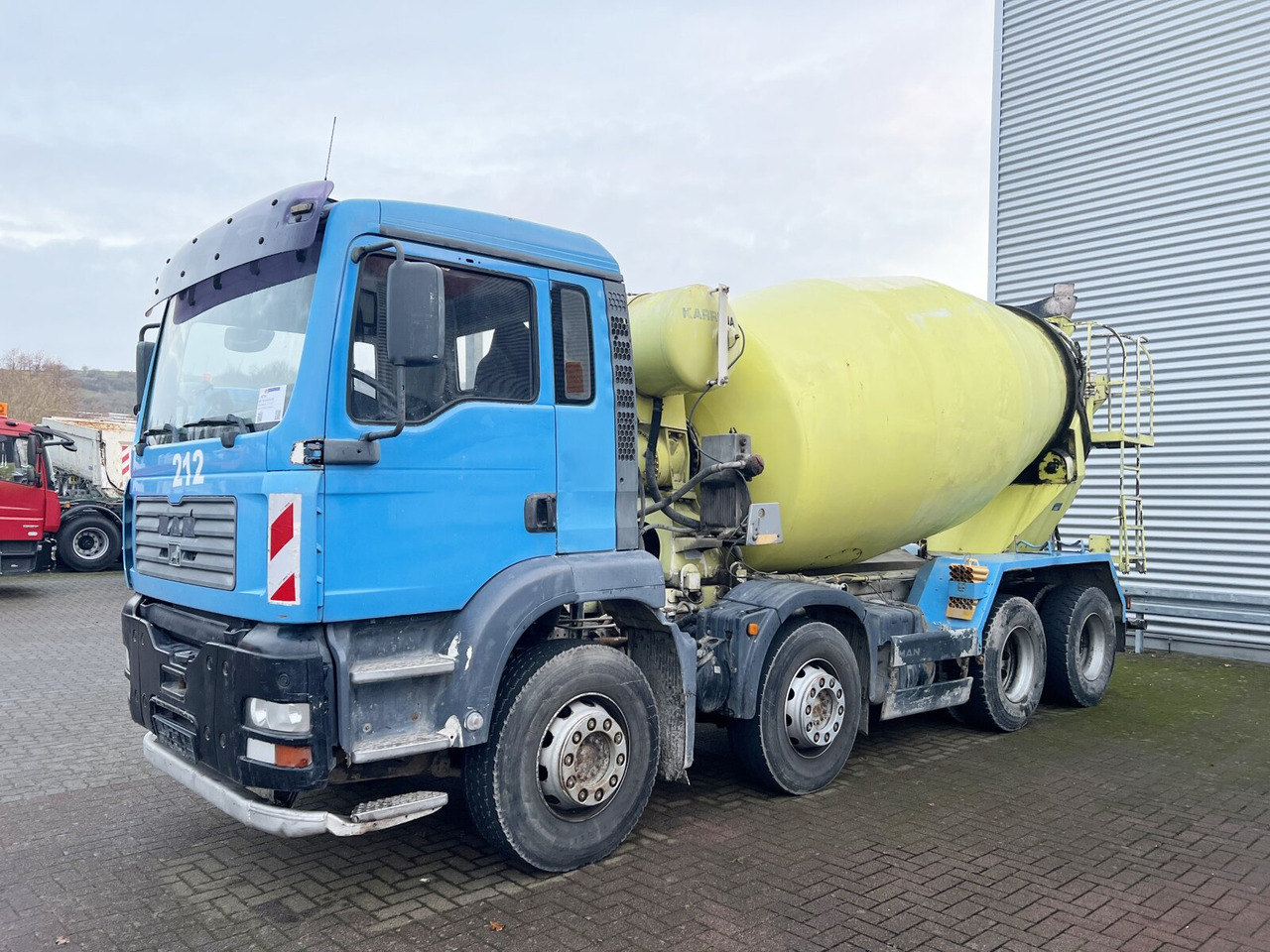 MAN TGA 35.410 8x4 BB TGA 35.410 8x4 BB, Betonmischer Karrena 10m³ - Concrete mixer truck: picture 1