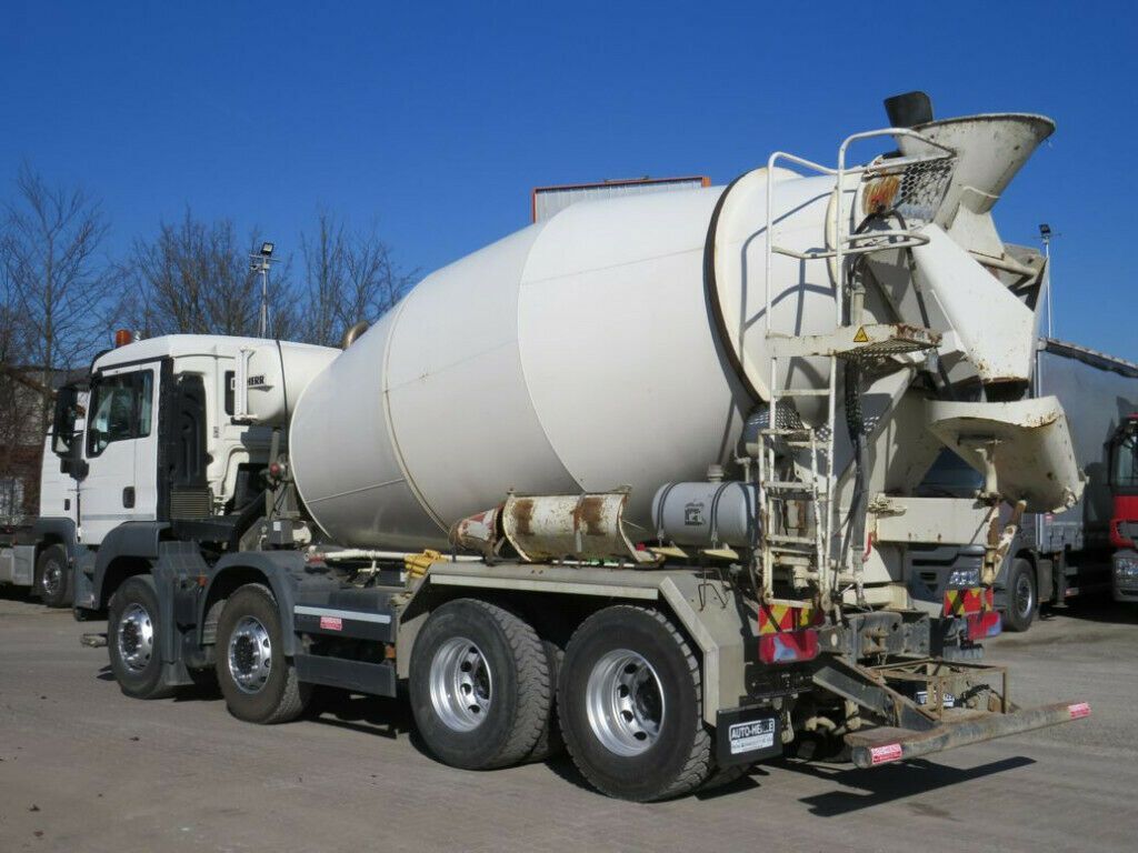 MAN TG-S 32.400 8x4 BB Betonmischer Liebherr 9m³  - Concrete mixer truck: picture 3