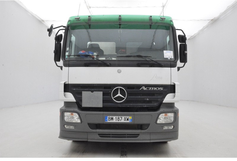 Asphalt distributor, Crane truck Mercedes-Benz Actros 2536 - 6x2: picture 3