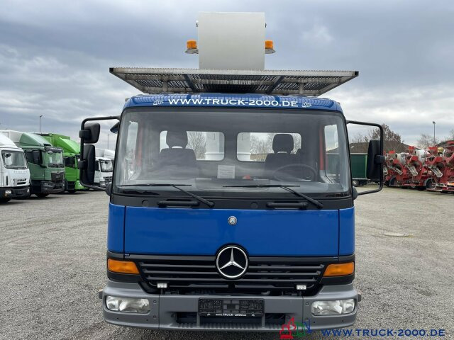 Mercedes-Benz Atego 815 Bison TKA 26m Arbeitshöhe 18m seitlich - Truck mounted aerial platform: picture 2