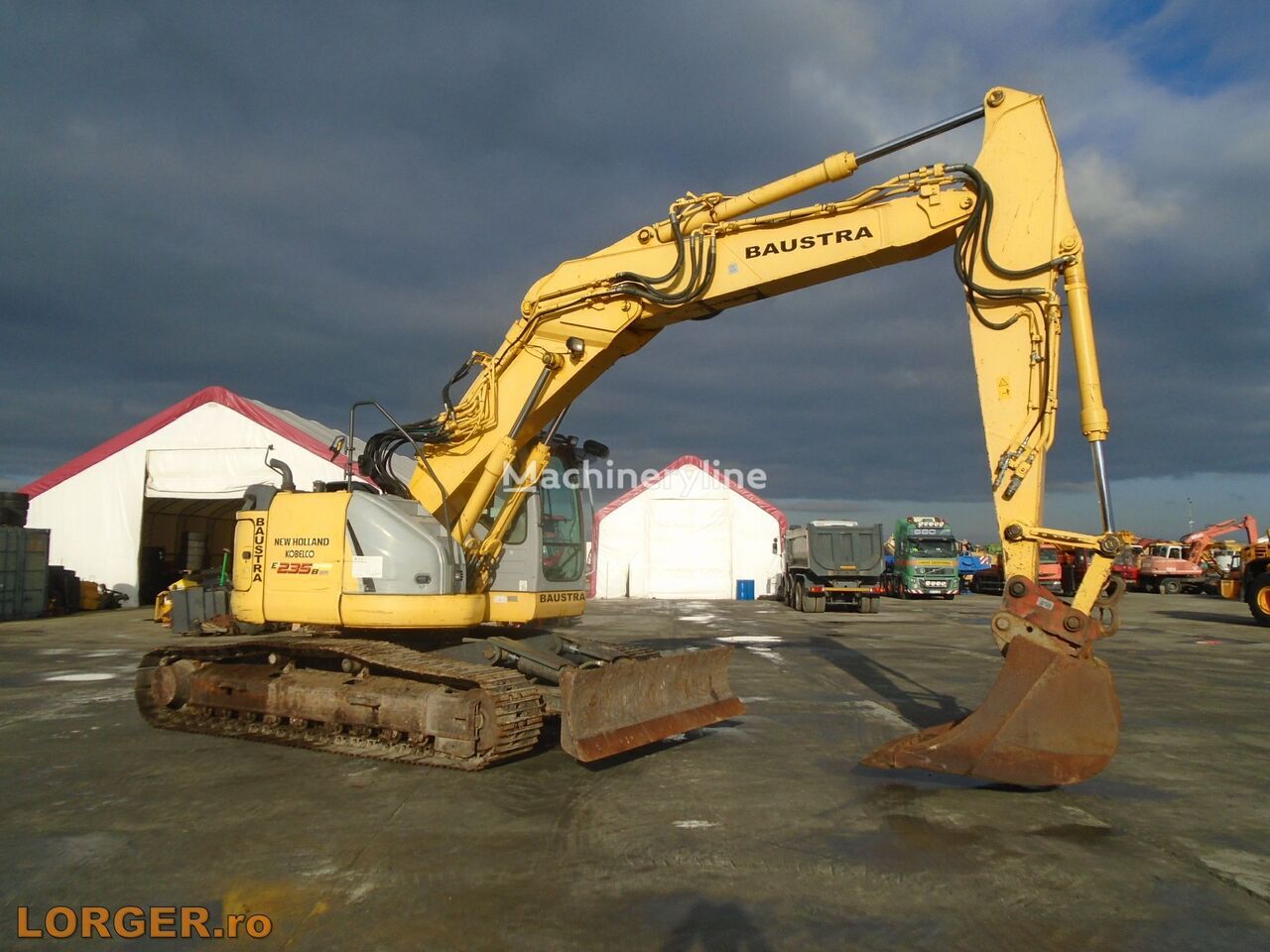 New Holland E235B SR-2 - Crawler excavator: picture 4