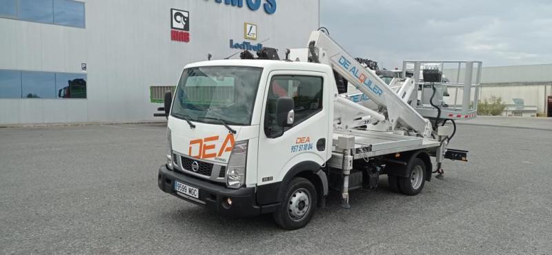 Nissan NT 400 20,5 MT - Truck mounted aerial platform: picture 1