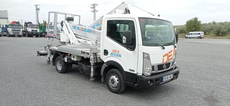 Nissan NT 400 20,5 MT - Truck mounted aerial platform: picture 2