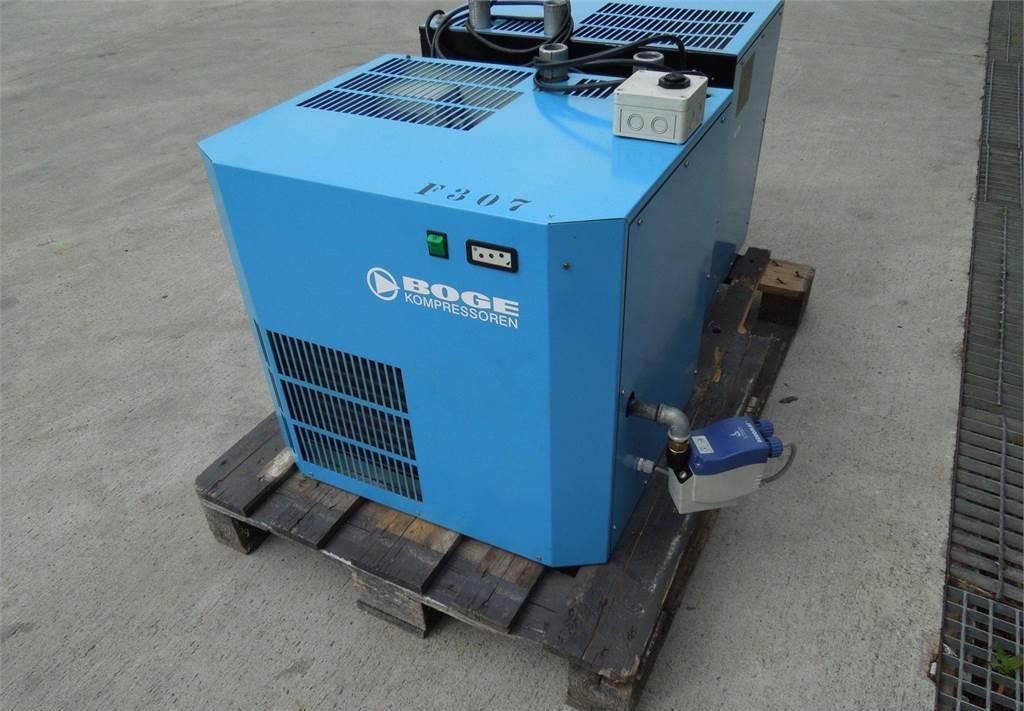 OSUSZACZ ZIĘBNICZY BOGE 2,90M3/MIN  - Air compressor: picture 1