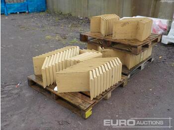 Construction equipment Pallet of Chamfered Sand Stone Corner Quions (3 of): picture 1