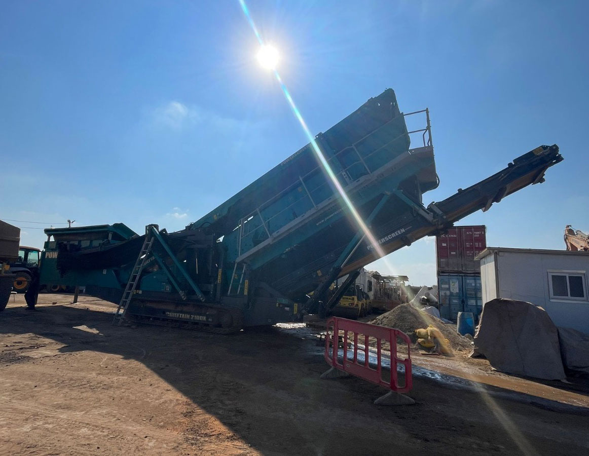 Powerscreen Chieftain 2100x - Screener: picture 3