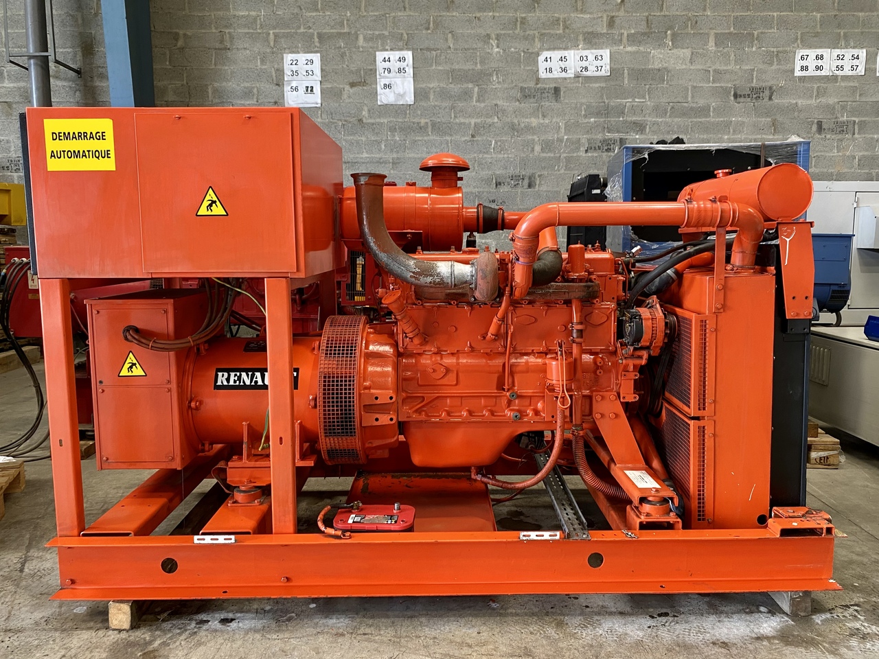 RENAULT 115 kVa diesel - Generator set: picture 1