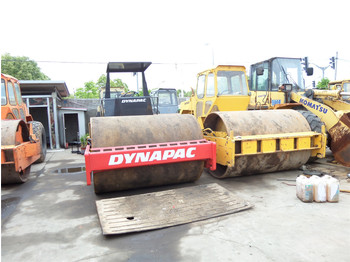 Road roller DYNAPAC CA251D