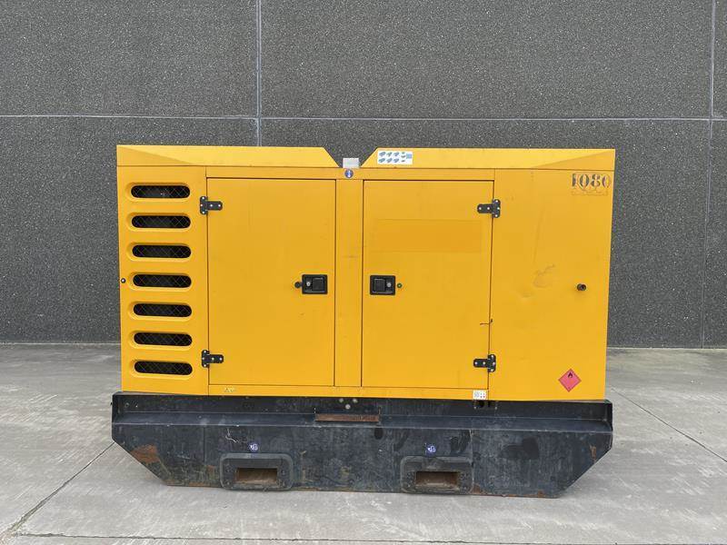 SDMO R 110 C 3 - Generator set: picture 1