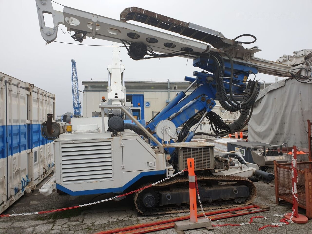 SM8 - Drilling rig: picture 2