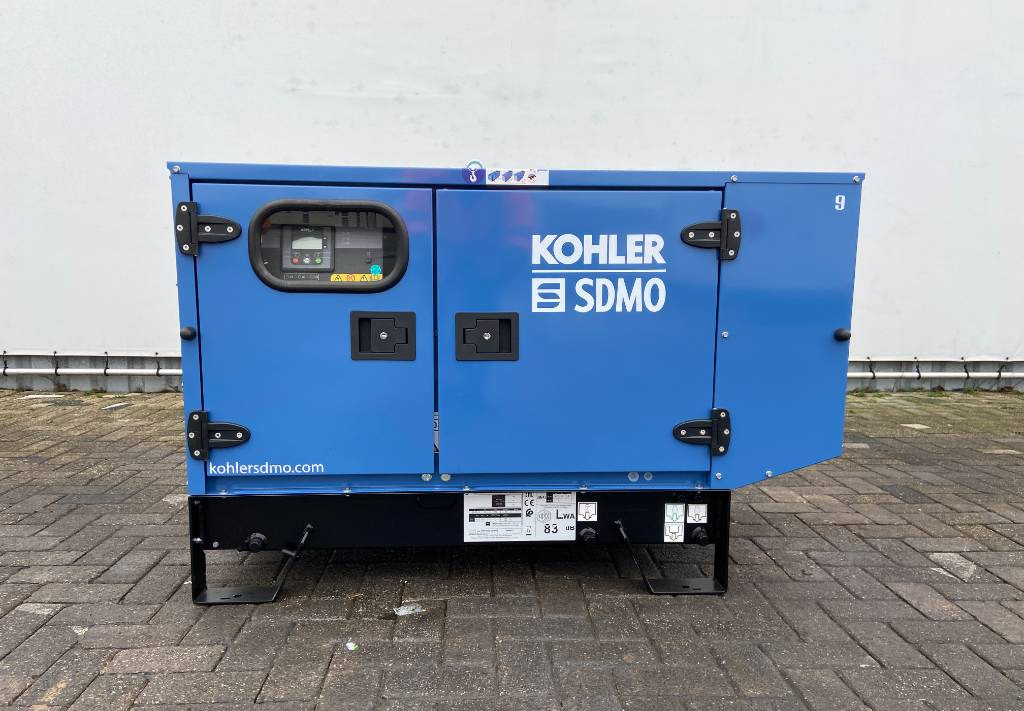 Sdmo K9 - 9 kVA Generator - DPX-17000  - Generator set: picture 2