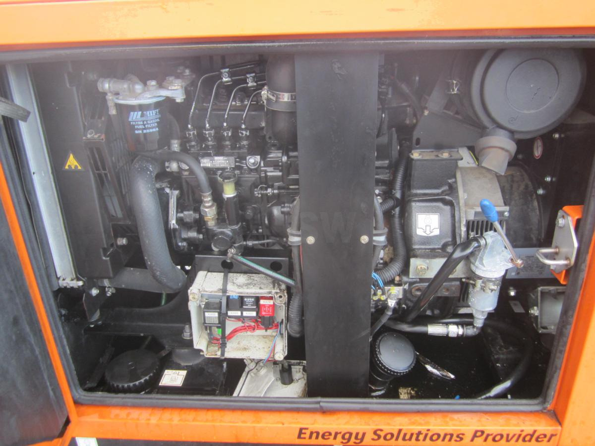 Sdmo R22 - Generator set: picture 5