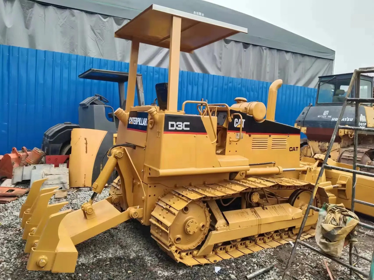 Small caterpillar d3 bulldozer used mini cat d3c d3k d3g d3m d3b dozer - Bulldozer: picture 2