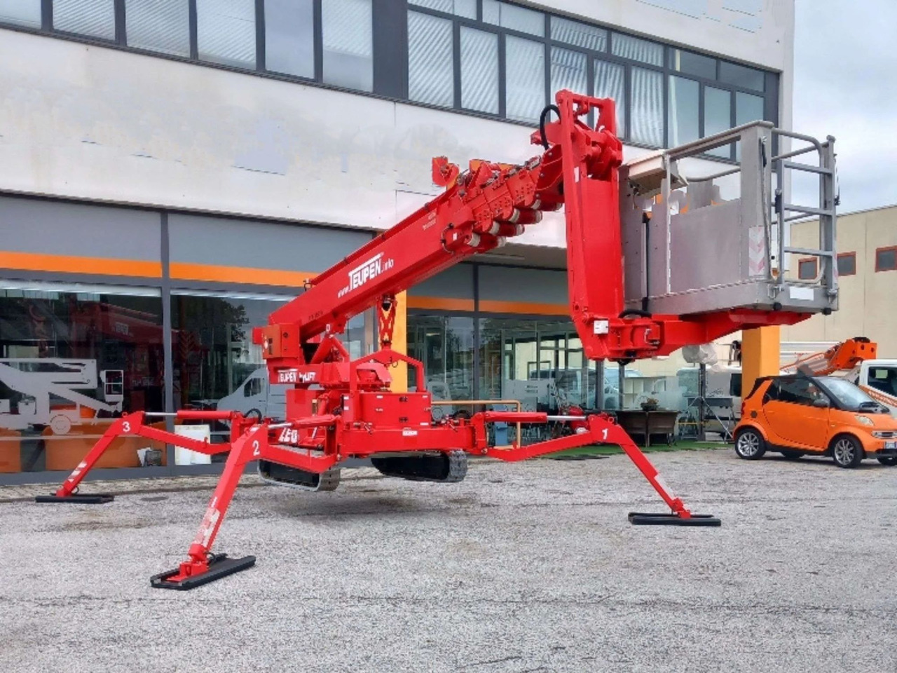 TEUPEN LEO26T - Articulated boom: picture 3
