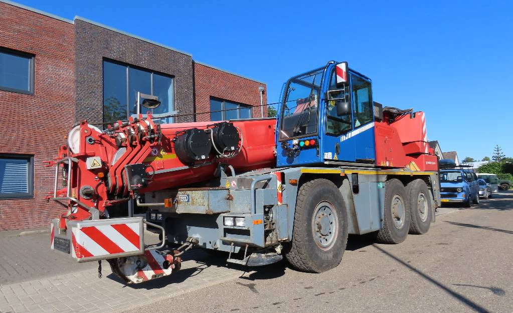 Terex Demag AC 40 City  - All terrain crane: picture 1